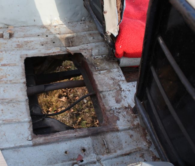 cut_out_rear_floor