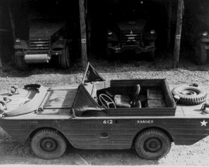 705472_b