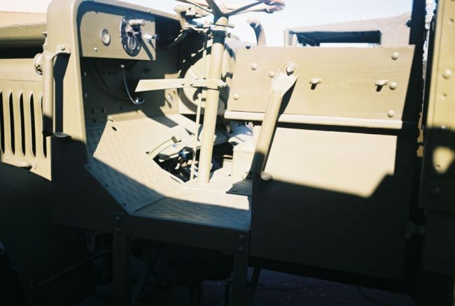 R1-112