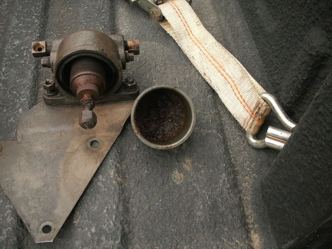 WLF_water_pump_removal_010