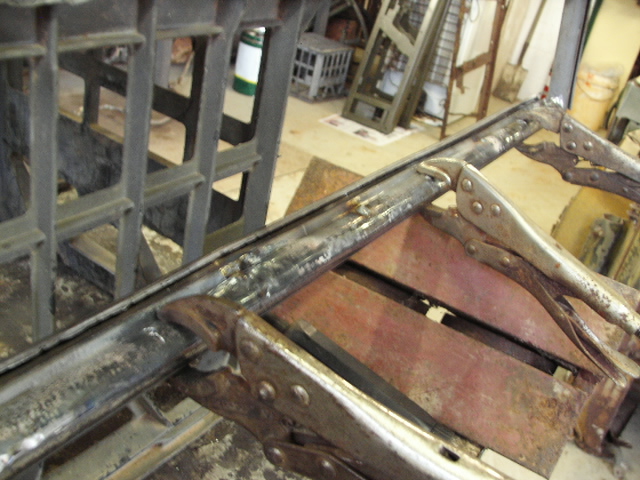 Windscreen frame