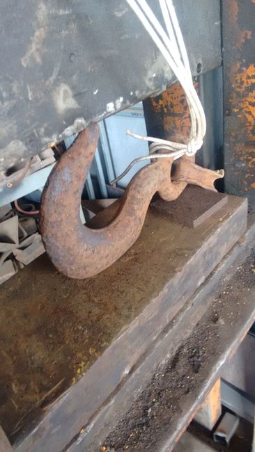 969_Holmes_hook_straightening_2_2019