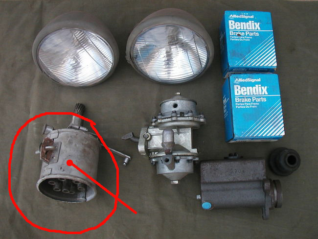 Scout_Car_Headlights_Brake_Parts_Dist_Pump_jpg1