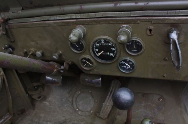 MB368254_gauges