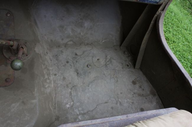 MB368254_pass_floor1