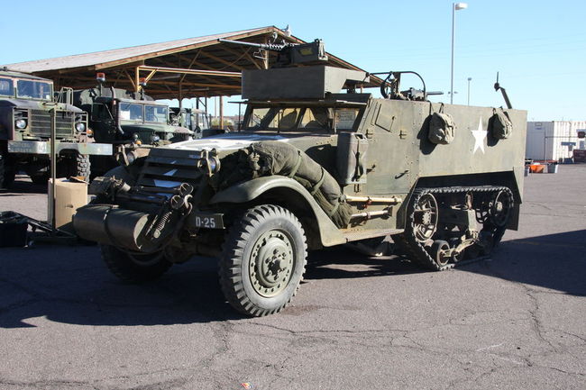 Military vehicle show