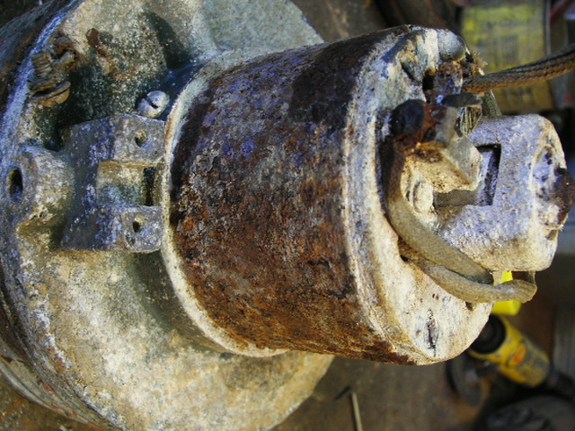 A_badly_corroded_motor