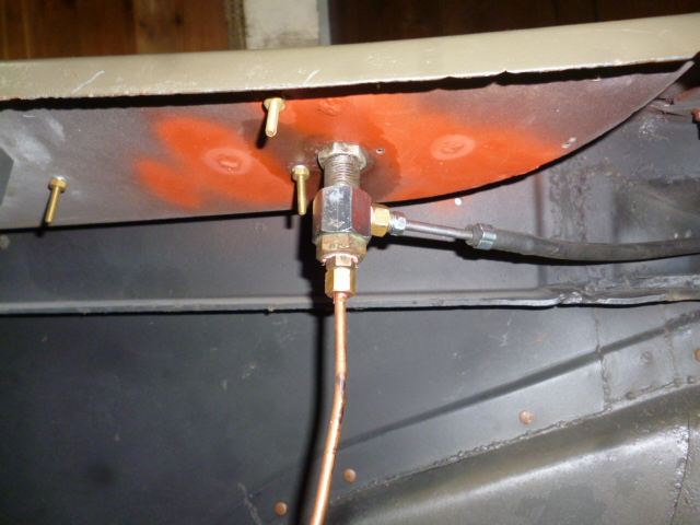 969_Air_wiper_valve_fitting_b