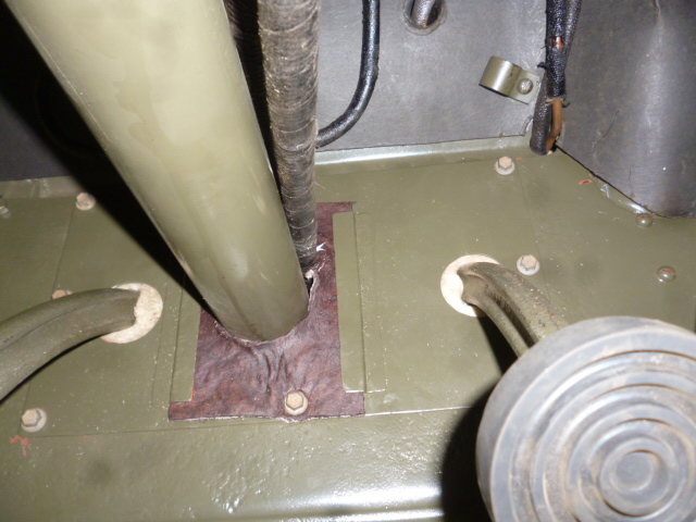 969_Steering_column_leather_escutcheon_2_2016c