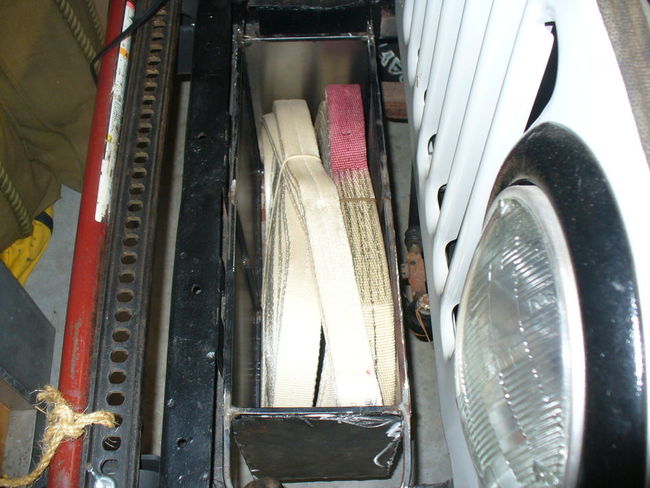 Stowage box