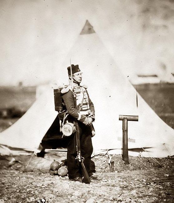 Uniform-Crimean-War-of