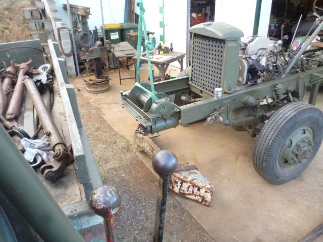 969_Front_winch_fitting_b