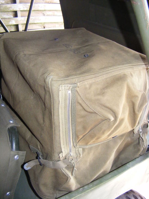 2nd Cover, rear view closed