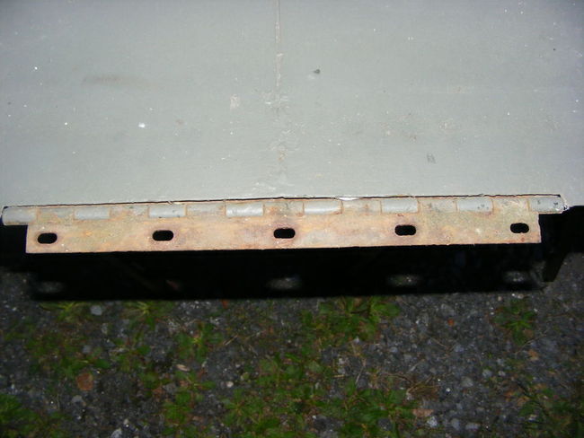 Hood hinge