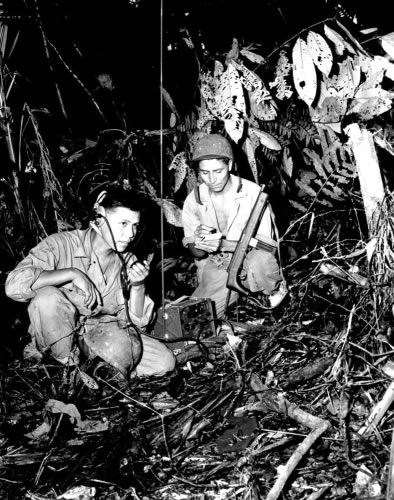 navajo-code-talkers2