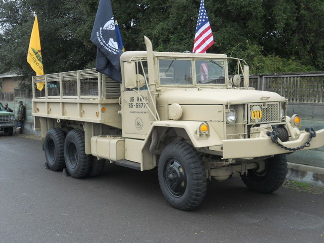 2011_Veterans_Day_Petaluma_239