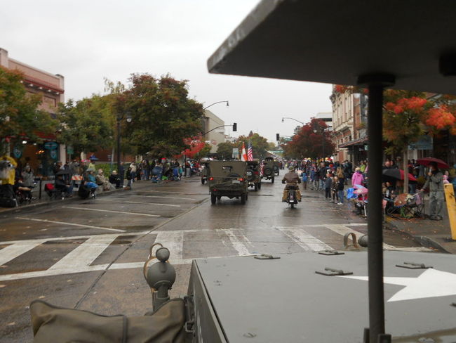 2011_Veterans_Day_Petaluma_259