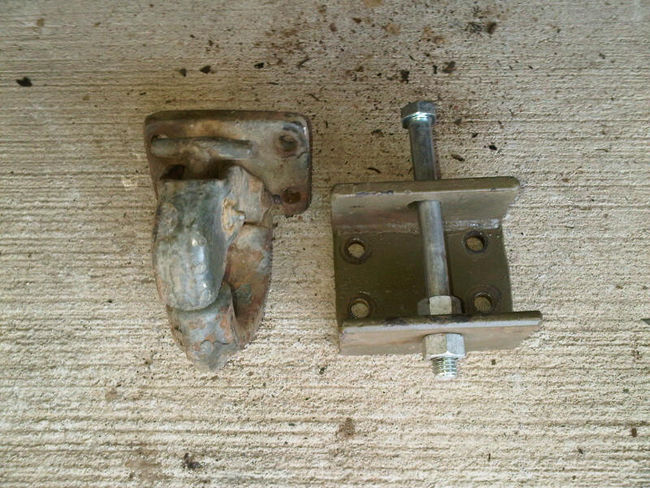 Pintle and channel Iron