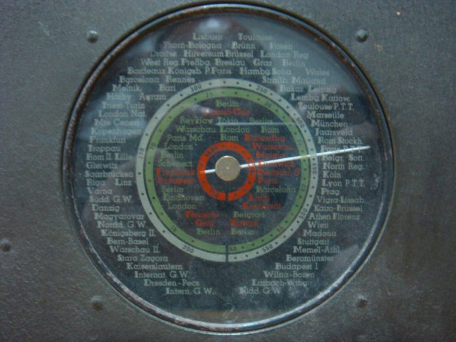 096