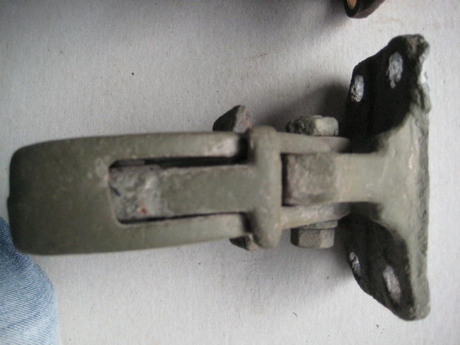 F pintle