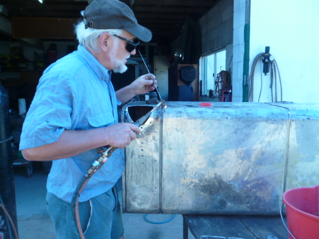 969_Fuel_Tank_repair_f