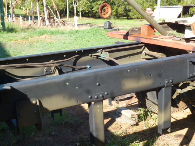 Mid_chassis_repainting