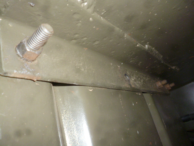 969_Mudguard_bolts_too_long_