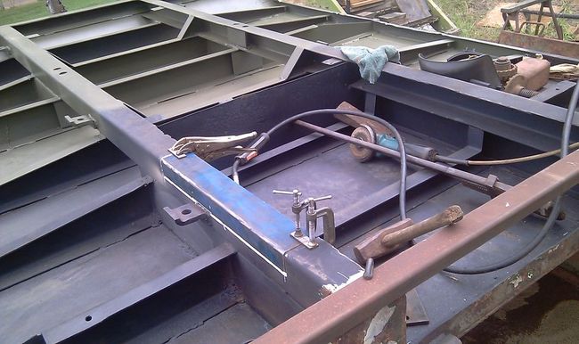 969_Wrecker_Body_angle_welded_