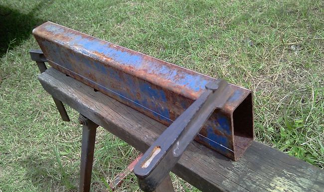 969_Wrecker_Body_cutting_box_for_angle