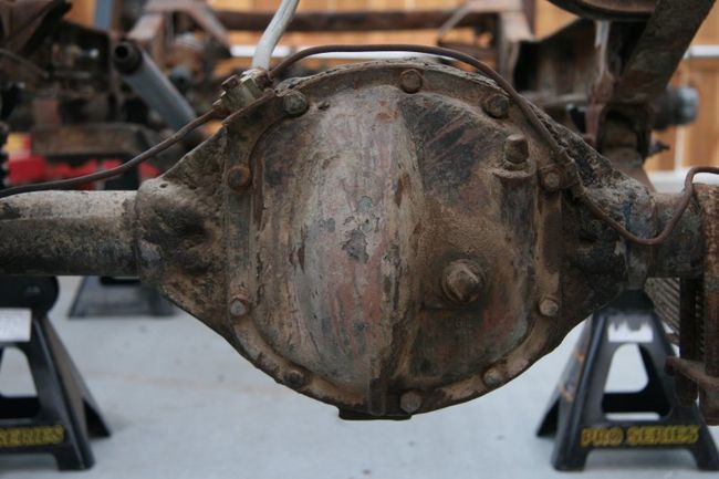 0121_Rear_Axle_Differential_Cover