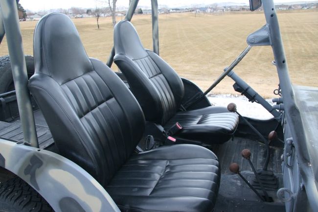 0012_Interior_Right