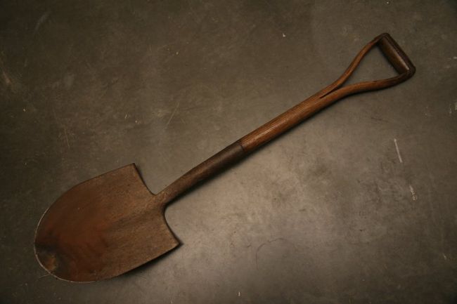 0035_Shovel_Front