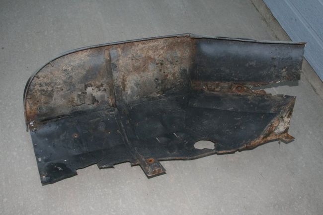 0075_Outside_Driver_Fender