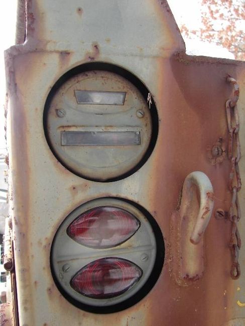 G221 Trailer tail lights