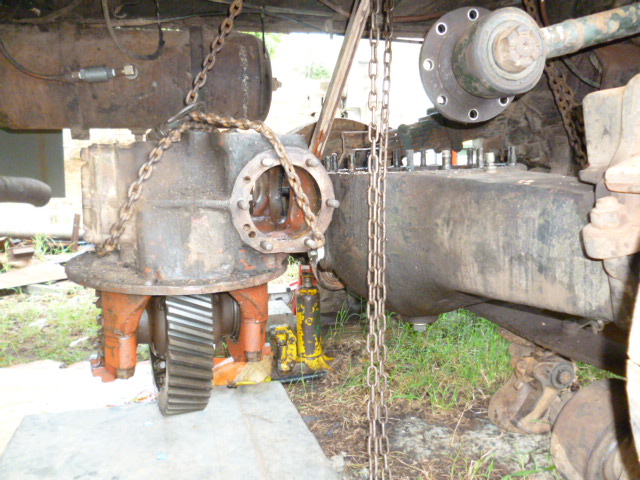 M1A1_Diff_removal_12_2012_d
