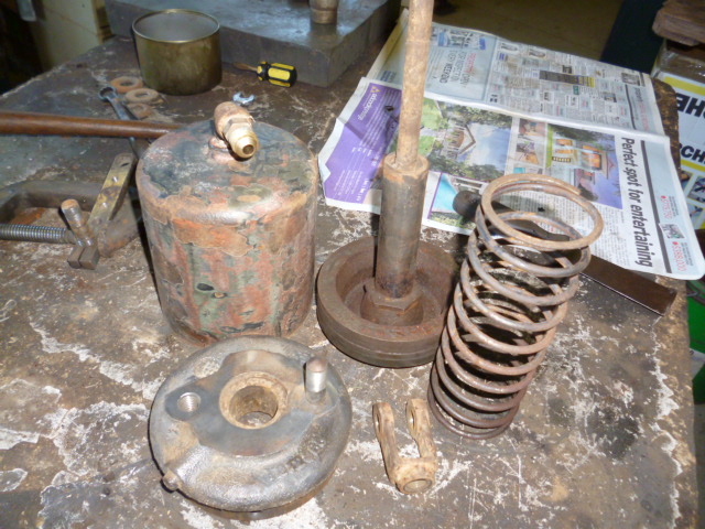 M1A1_Front_Brake_Chamber_Repair_2013_b