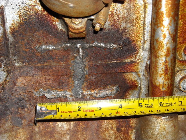 Engine crack