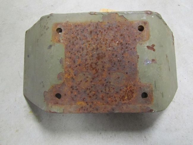Unknown Antenna Mount Components