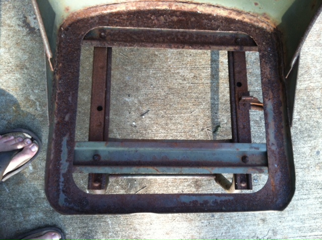 M211 Seat