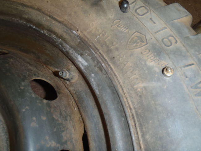 M151 Tires