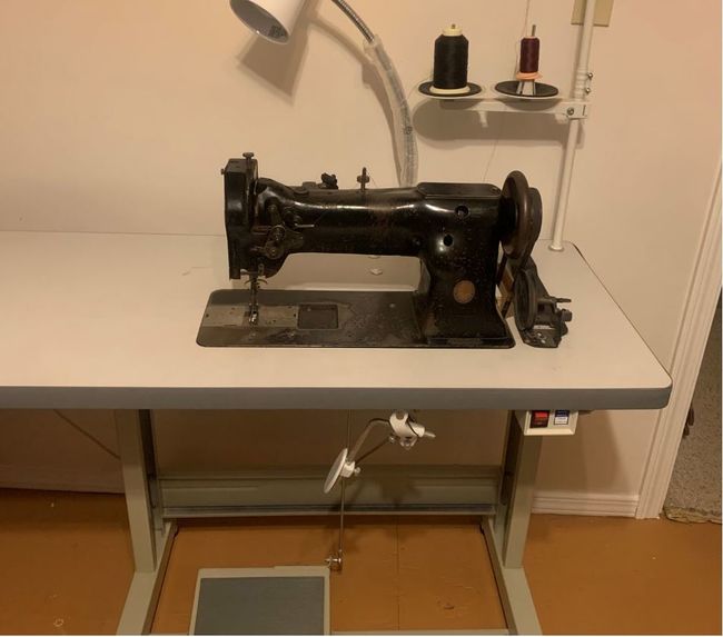 Sewing_Machine_1