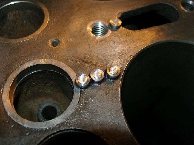 Engine crack / head bolt thread repairs