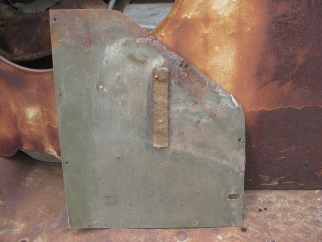 Kick panel