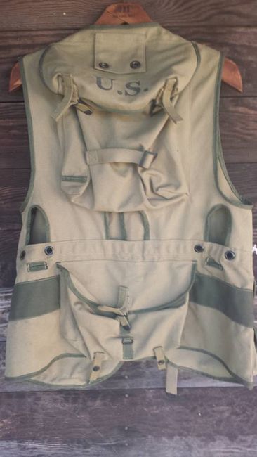 Assault_Vest