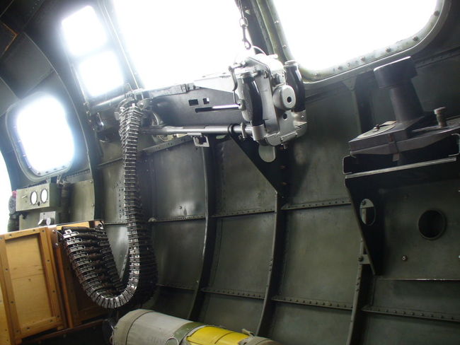 B-17 909