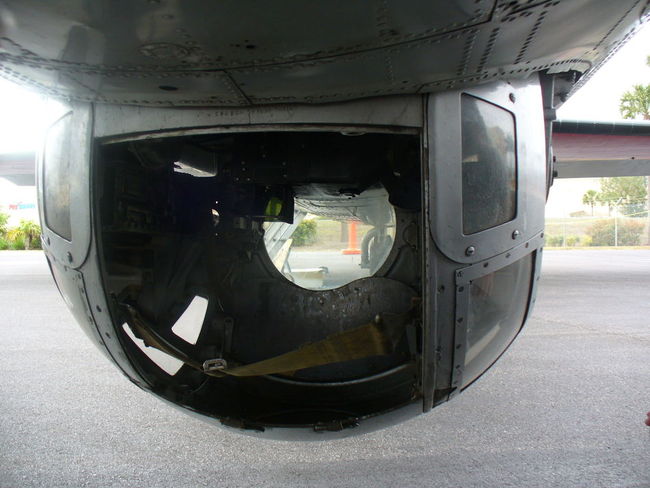 B-17 909