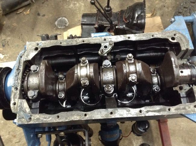 GPW connecting rod side play