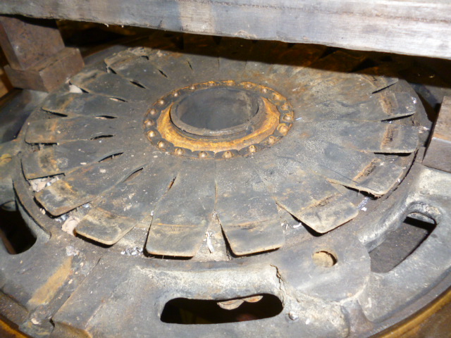 Repair_and_fit_pressure_plate_5