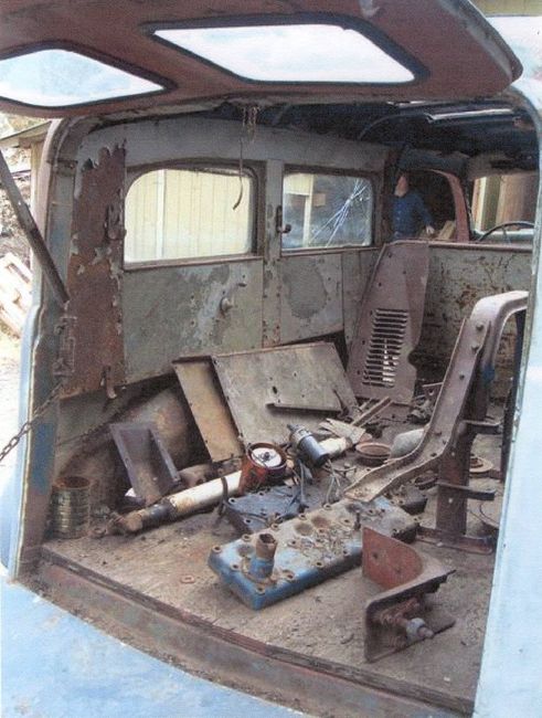 1941_Dodge_Military_WC10_E