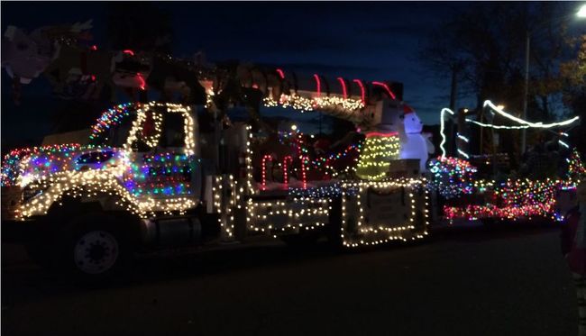 Redding Lighted Christmas Parade 2018